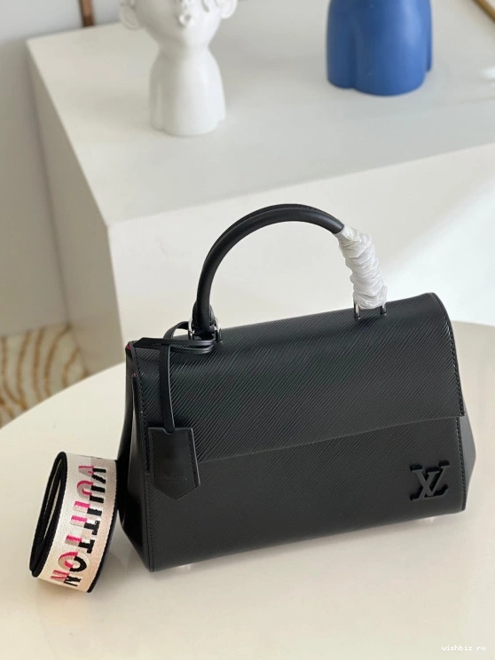 WIS VUITTON CHANELUNY LOUIS BB 1225